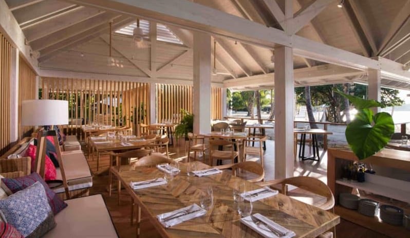 Minitas Beach Club & Restaurant 1